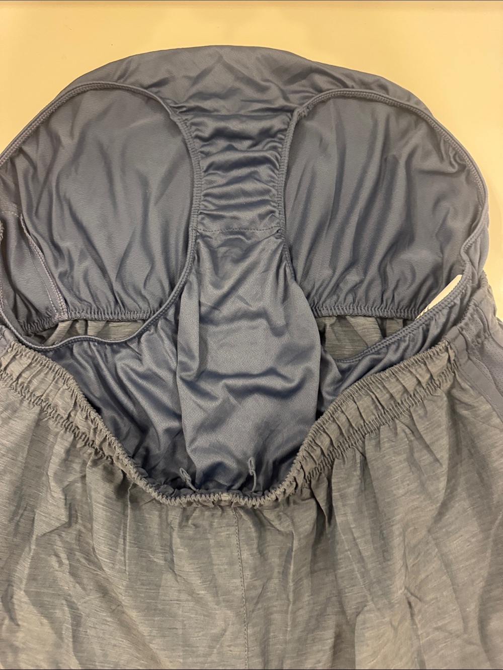Nike Women’s (Sz XL) Tempo Running Shorts. Gray. 3” inseam. - Picture 4 of 5